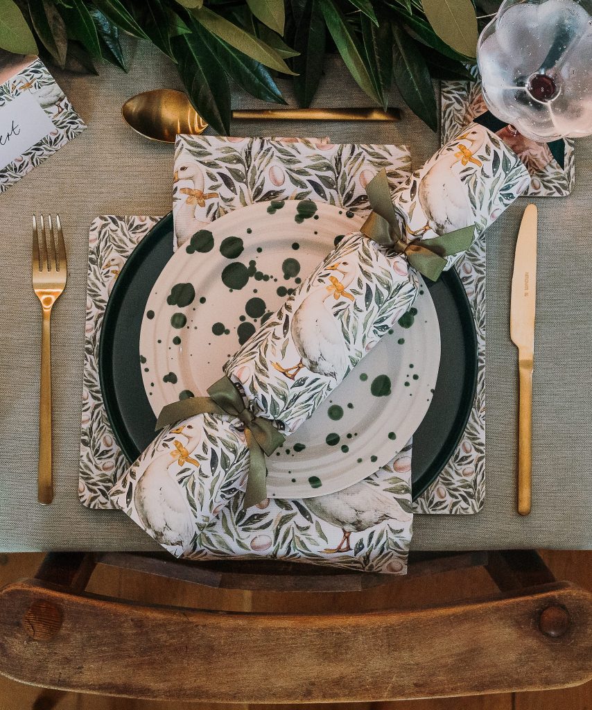 2025.07 Nancy & Betty Christmas